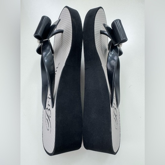 Brighton Bowie Wedge Flip Flop Sandal - Picture 8 of 11